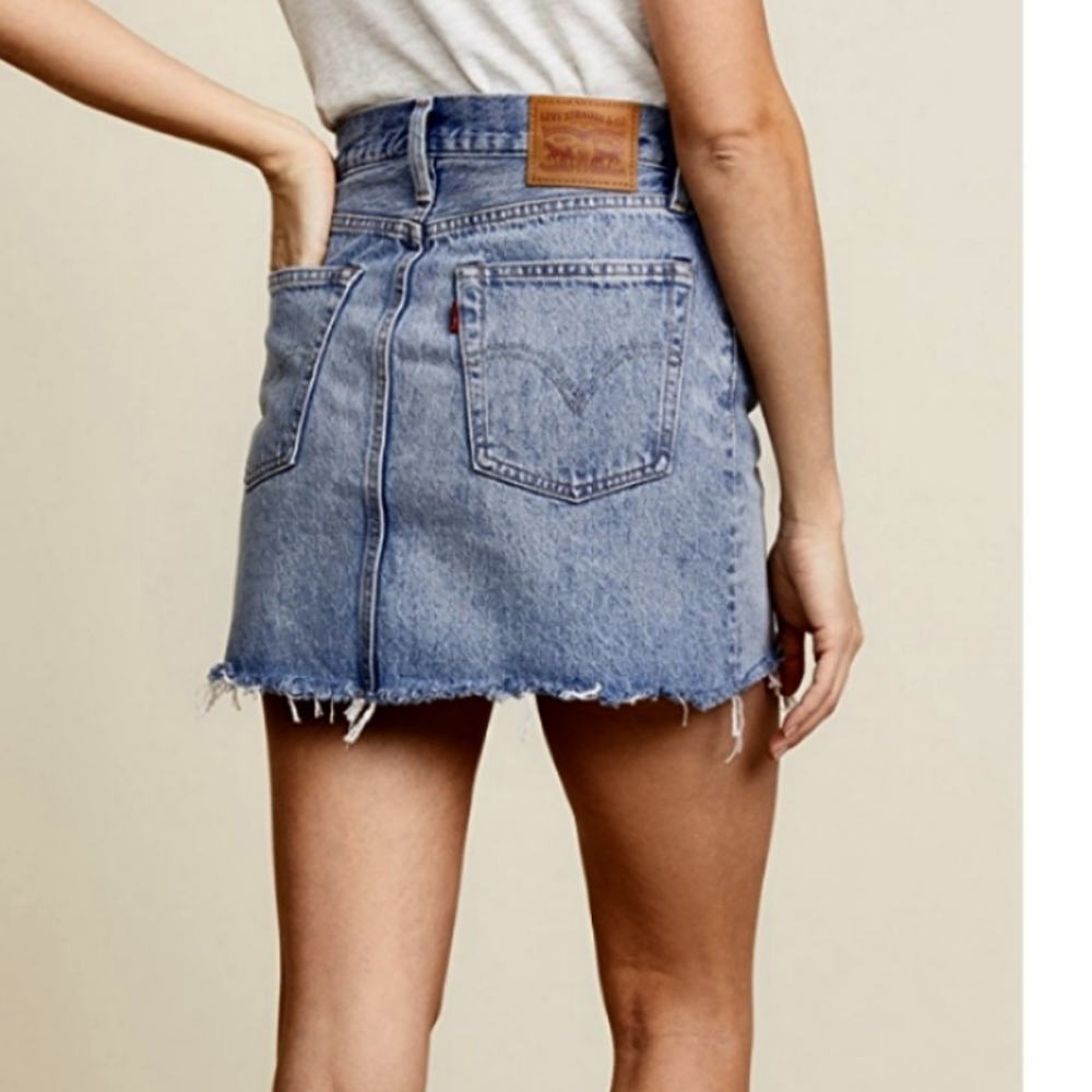 Levi Strauss & Co Distressed blue Denim skirt